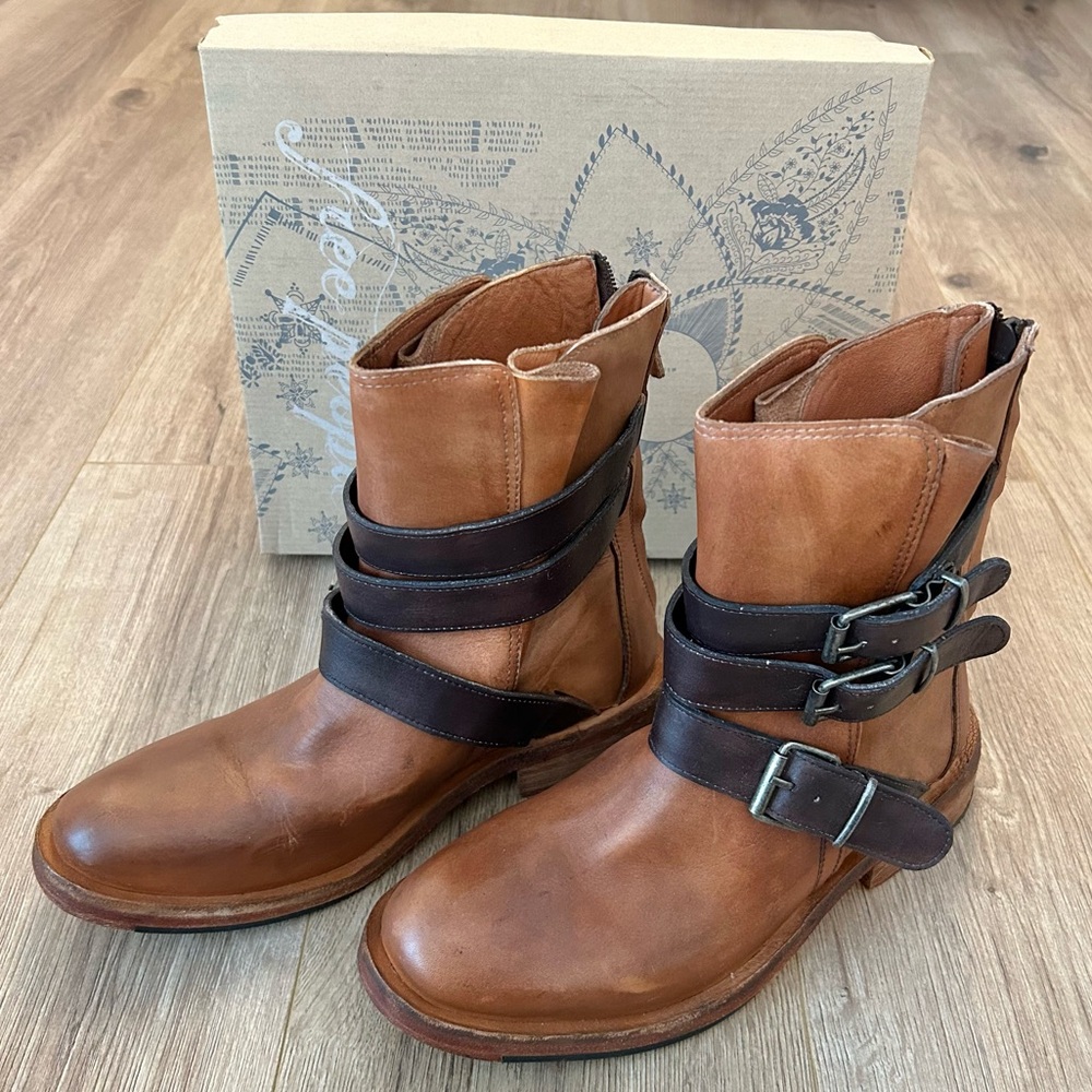 NEW! Free People Leather Sunbelt Santa Fe Moto Boots